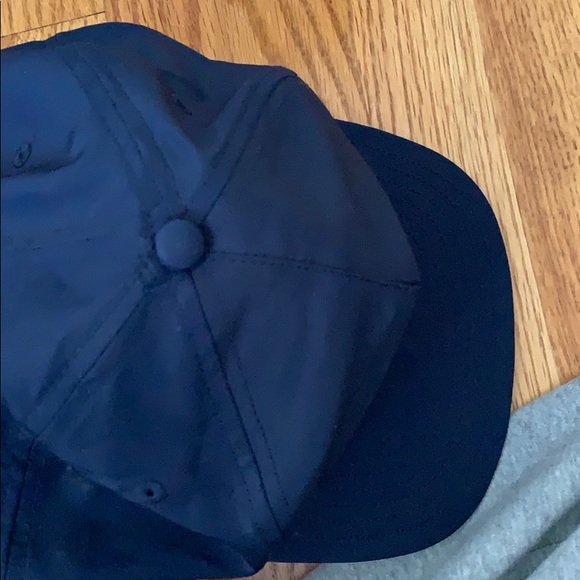 Yeti hat - Picture 2 of 4